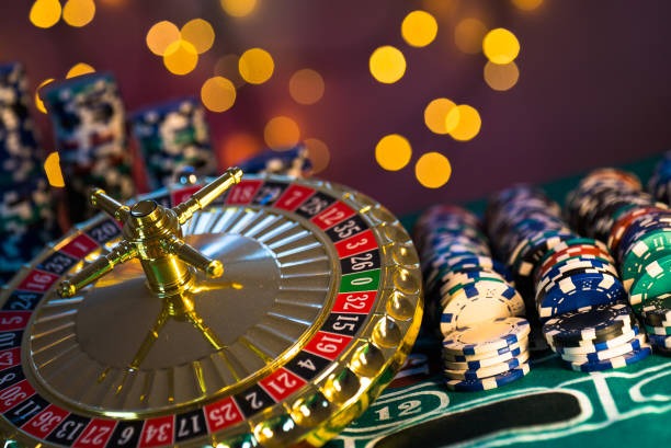 Teen Patti gameplay interface showing hand rankings
